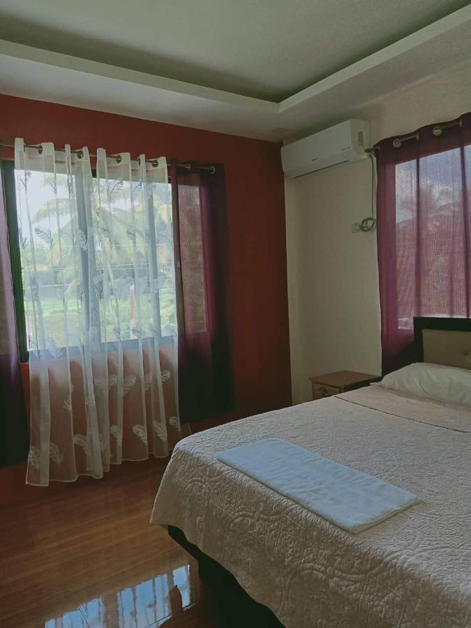 Villa Cresenciana Batuan Exterior foto